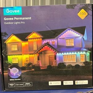 Govee Permanent Outdoor Lights Pro, 100ft with 60 RGBIC LED Lights for Daily and